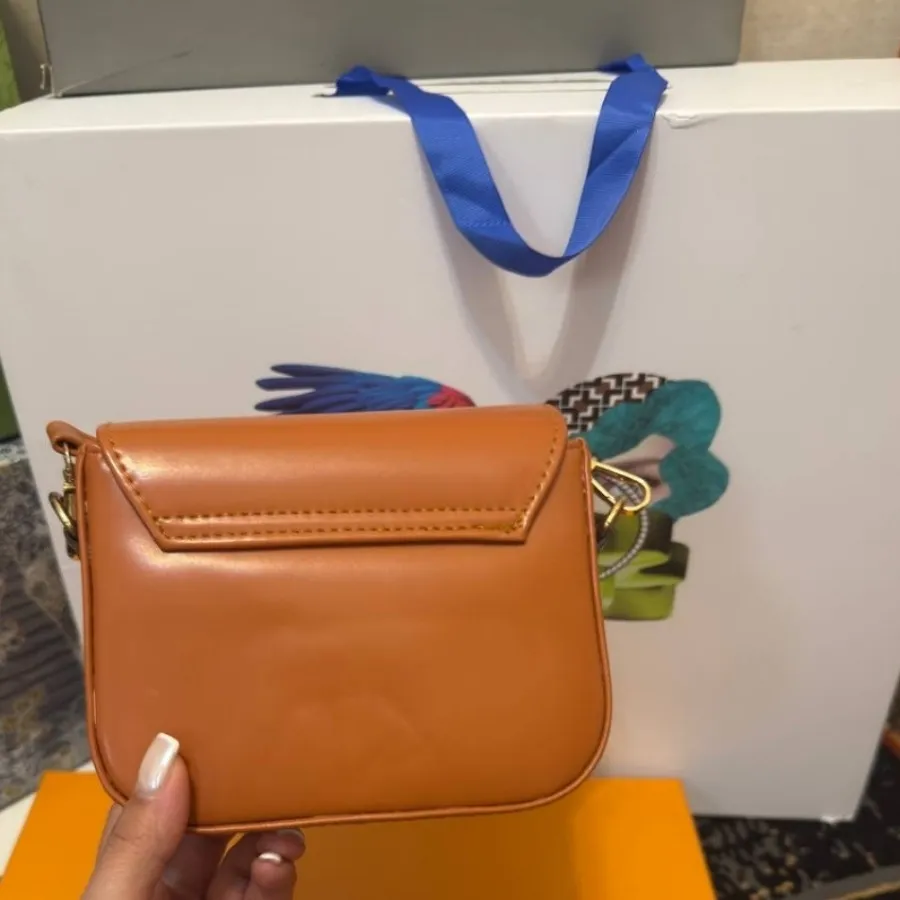 کیف چرم مینی