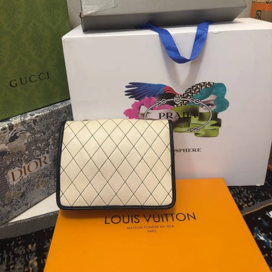 کیف وارداتی برند شنل