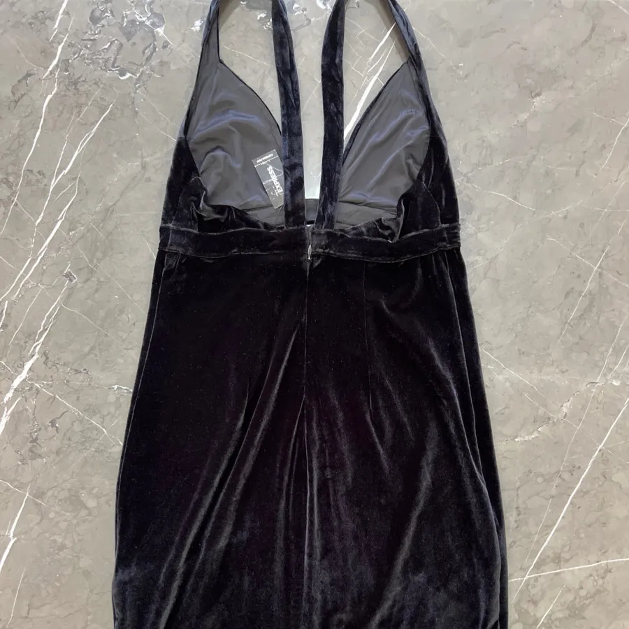 پیراهن مخمل