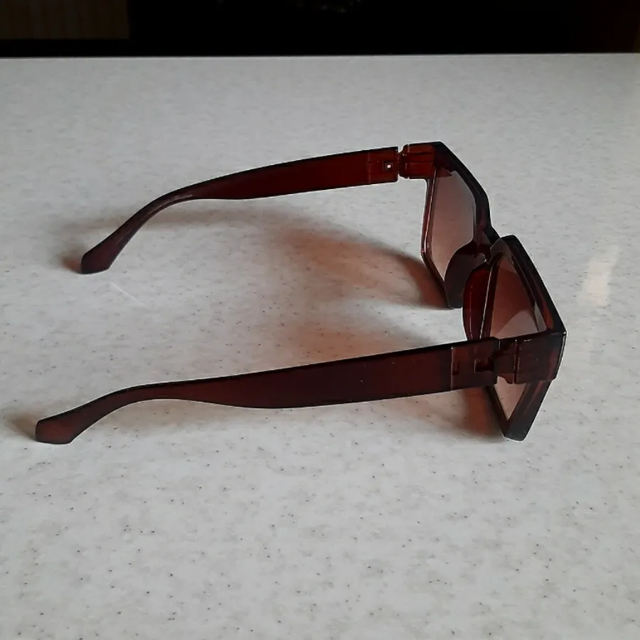 عینک آفتابی