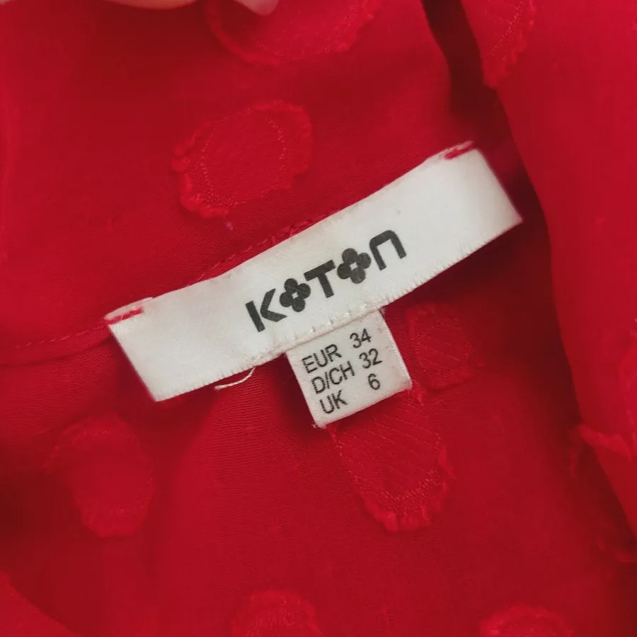 تاپ مارک koton