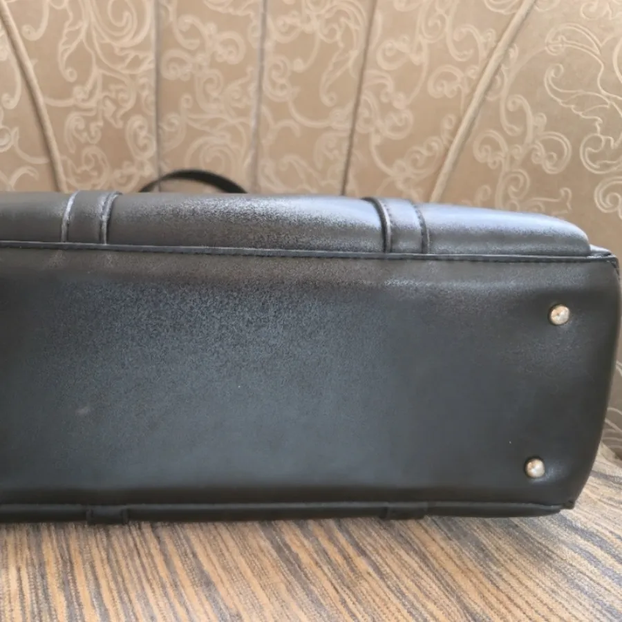 کیف مشکی جادار