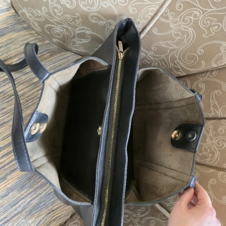 کیف مشکی جادار