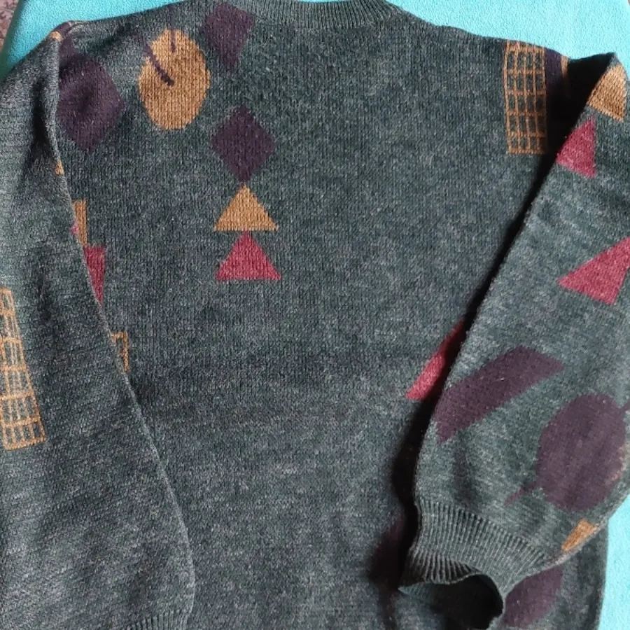 بلوز ( ورق بزنید )