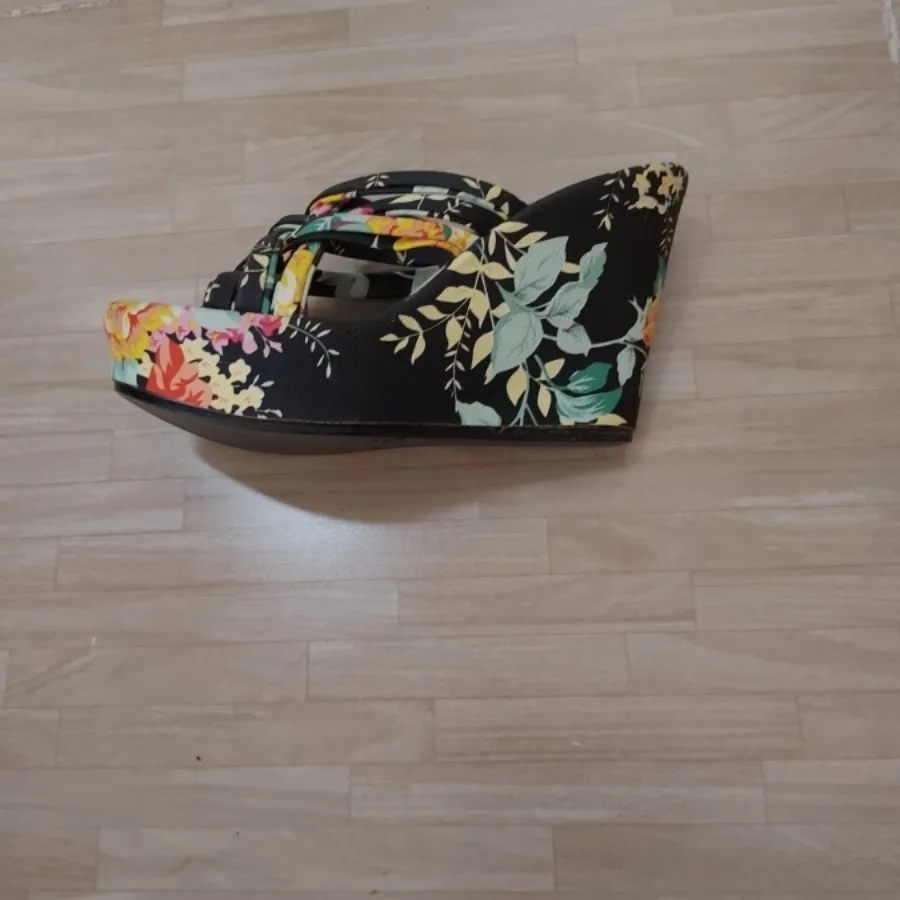 صندل پاشنه 10 سانت