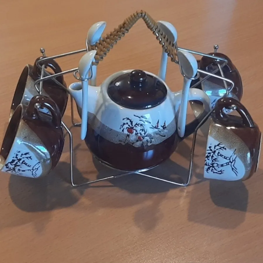 قوری و فنجان دکوری