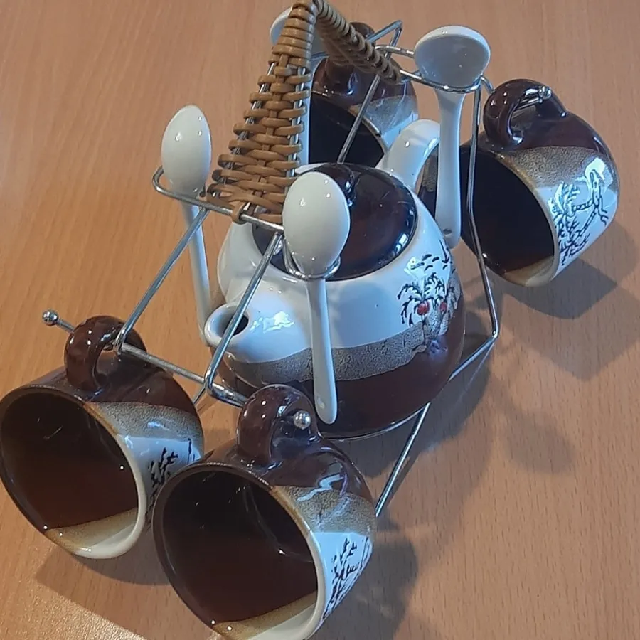 قوری و فنجان دکوری