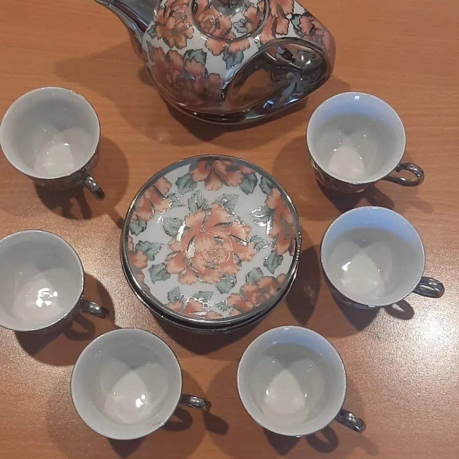 ست فنجان و قوری