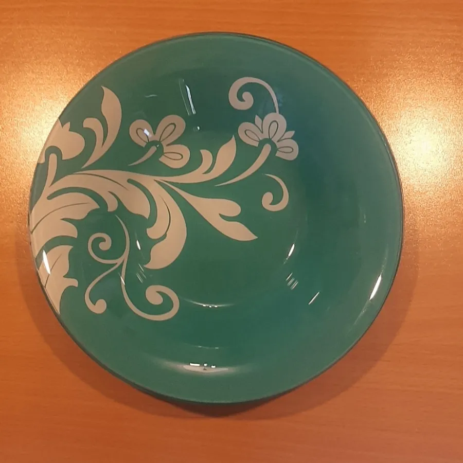 کاسه و بشقاب