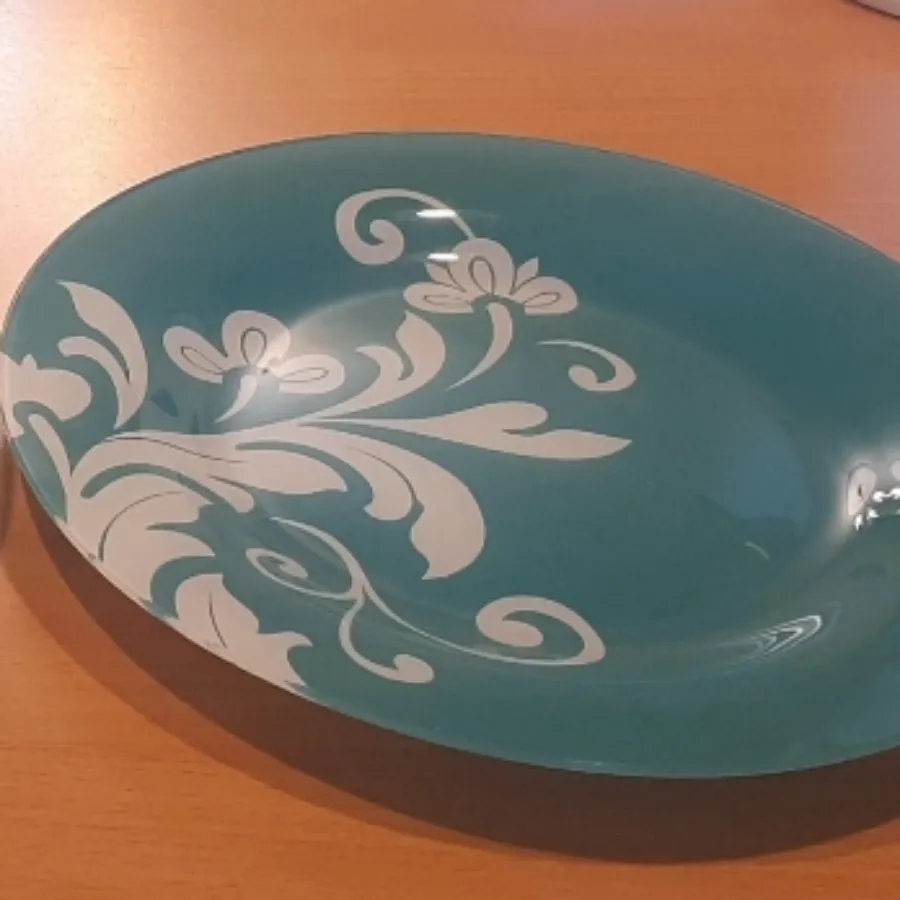 کاسه و بشقاب