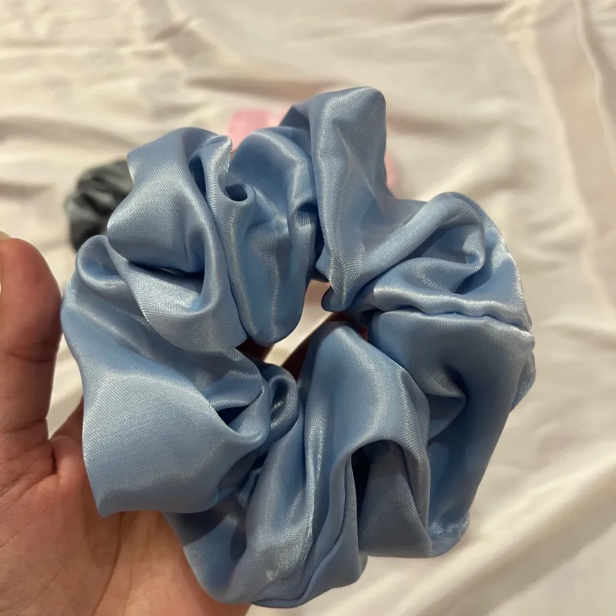 اسکرانچی ساتن