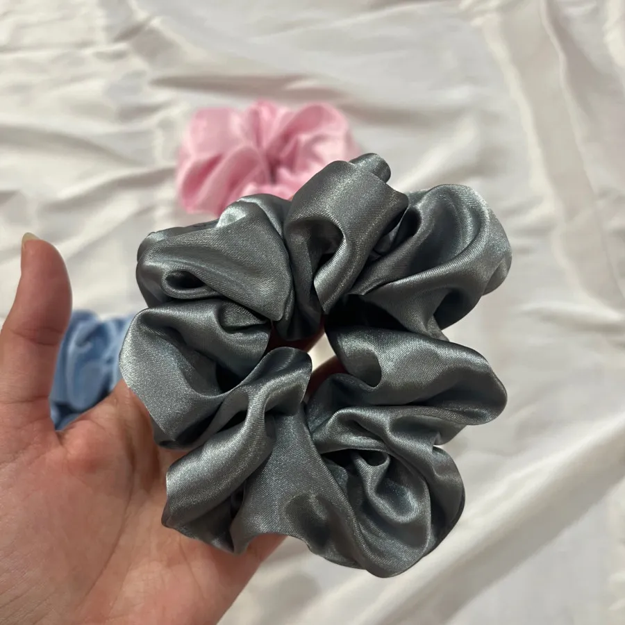 اسکرانچی ساتن