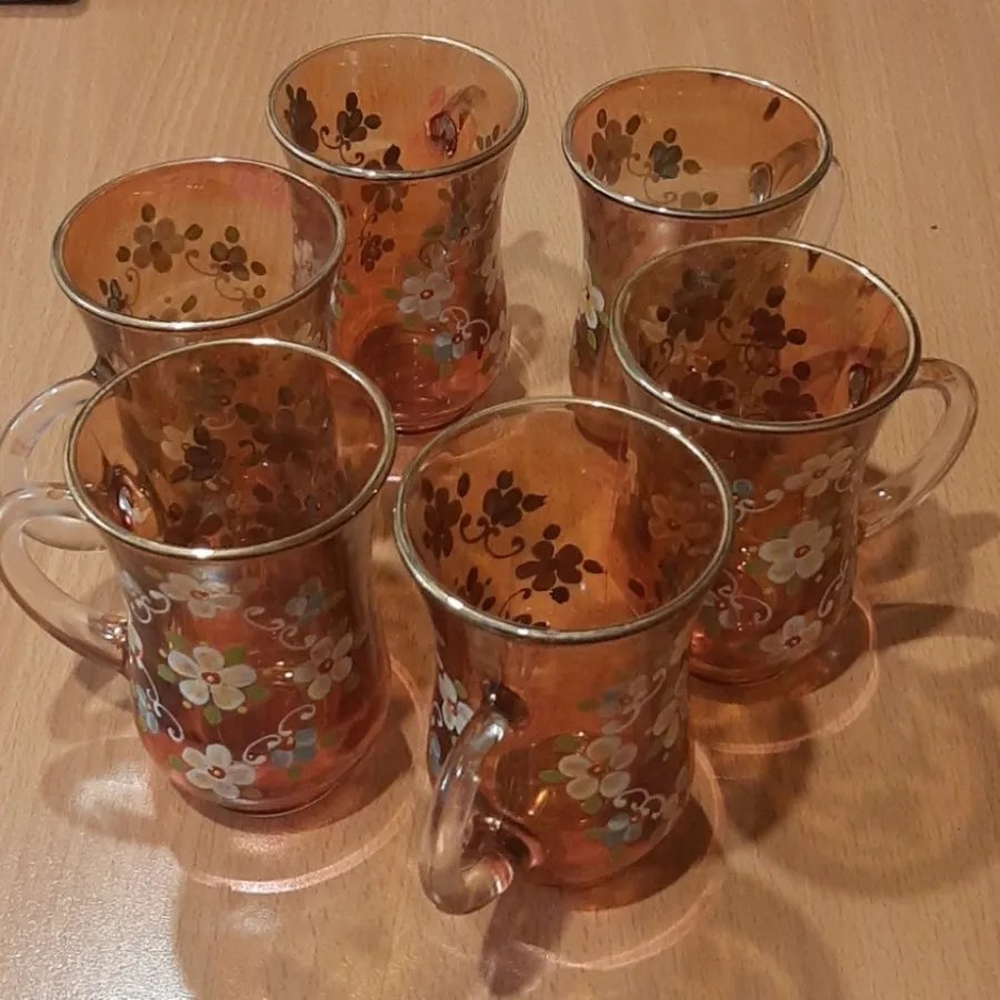 استکان چایخوری گلدار