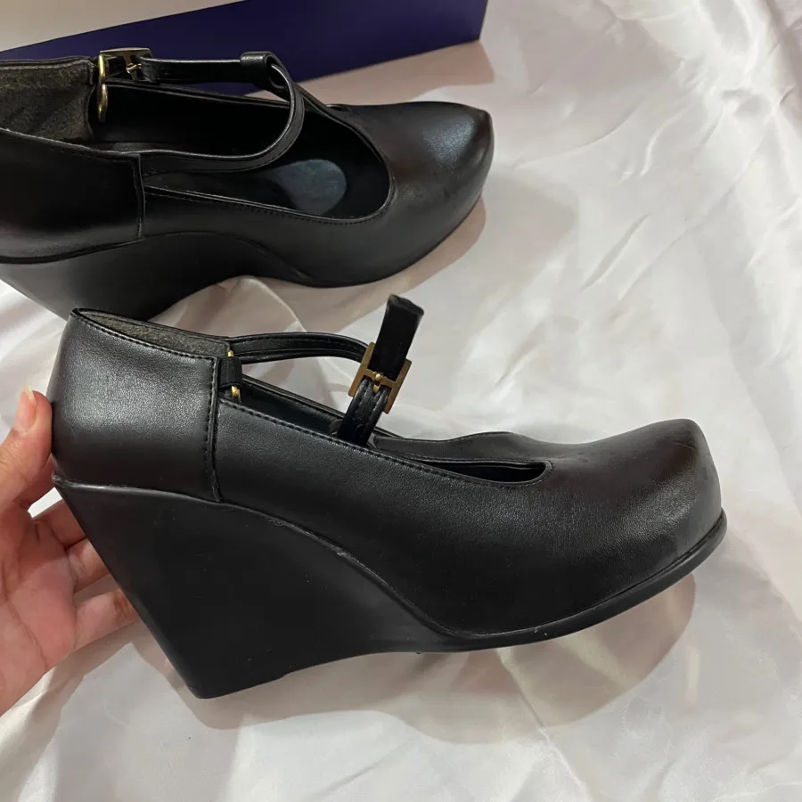 کفش زنانه سایز 38