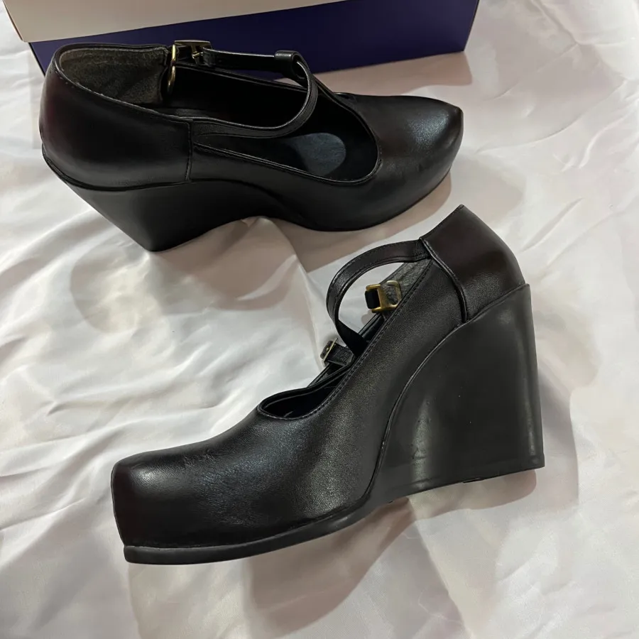 کفش زنانه سایز 38