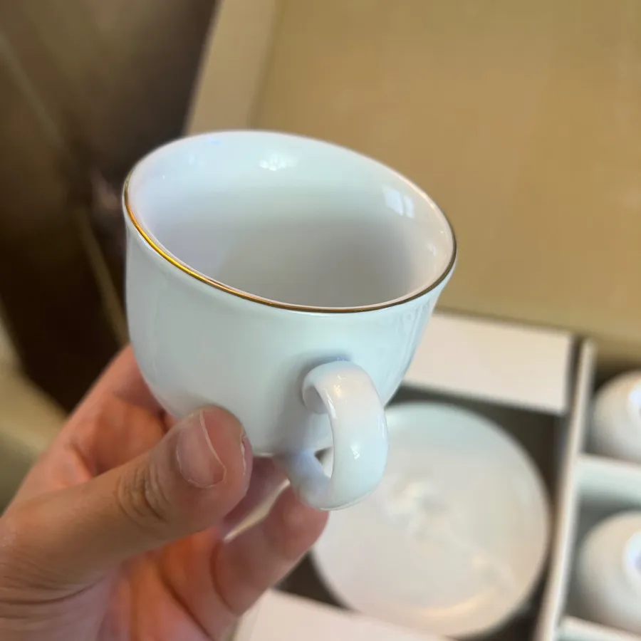 فنجان نلبکی