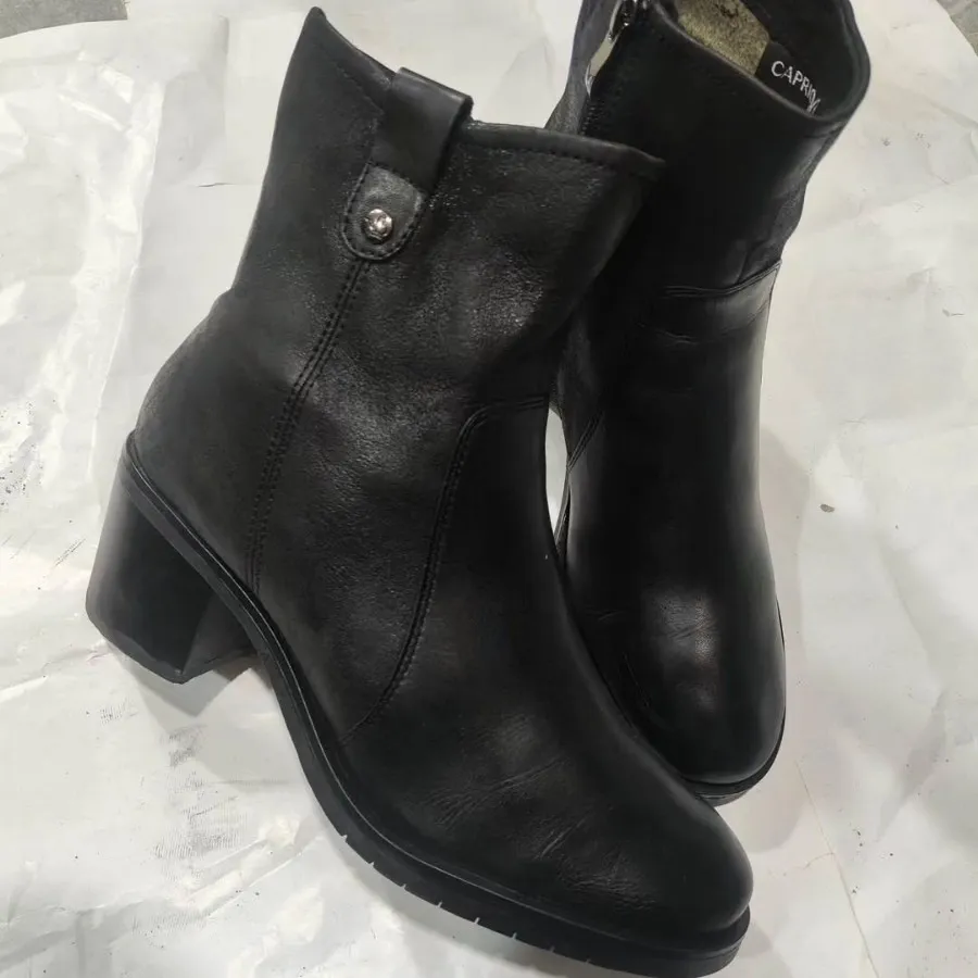 بوت زنانه اورجینال