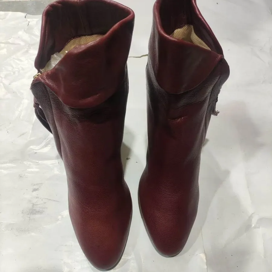 بوت زنانه اورجینال