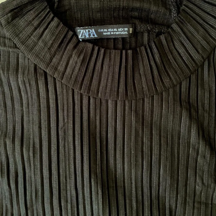 بلوز پلیسه زارا