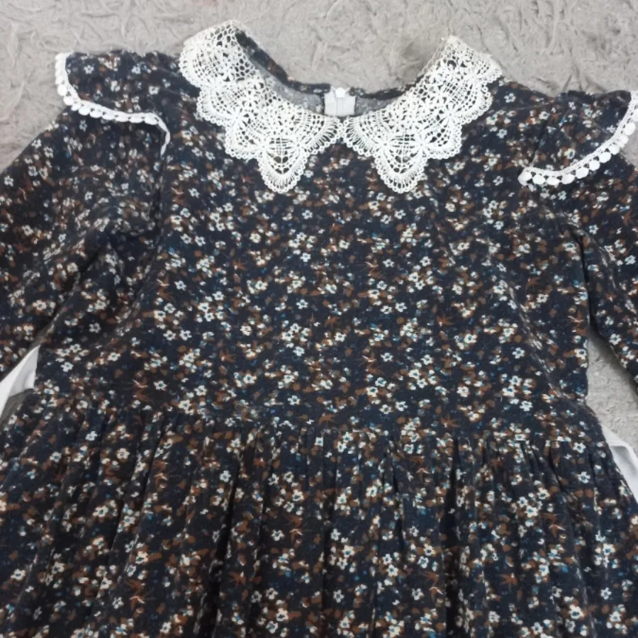 پیراهن دخترانه