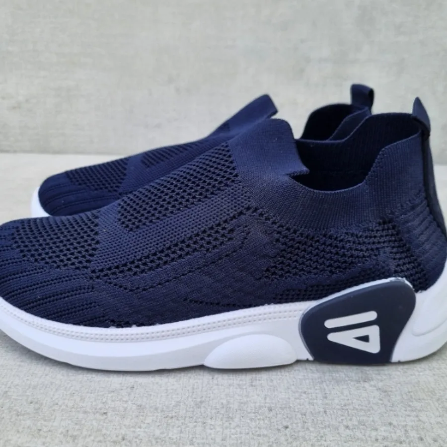 کفش پیاده روی خارجی