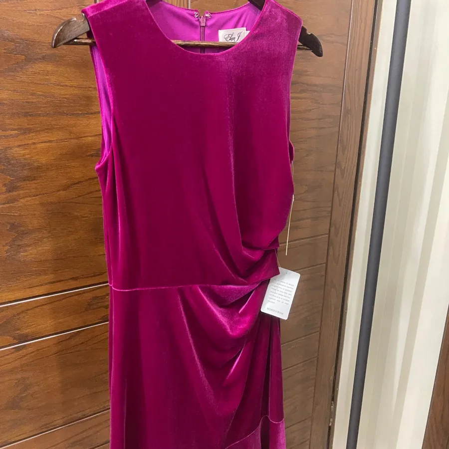 پیراهن مجلسی مخمل