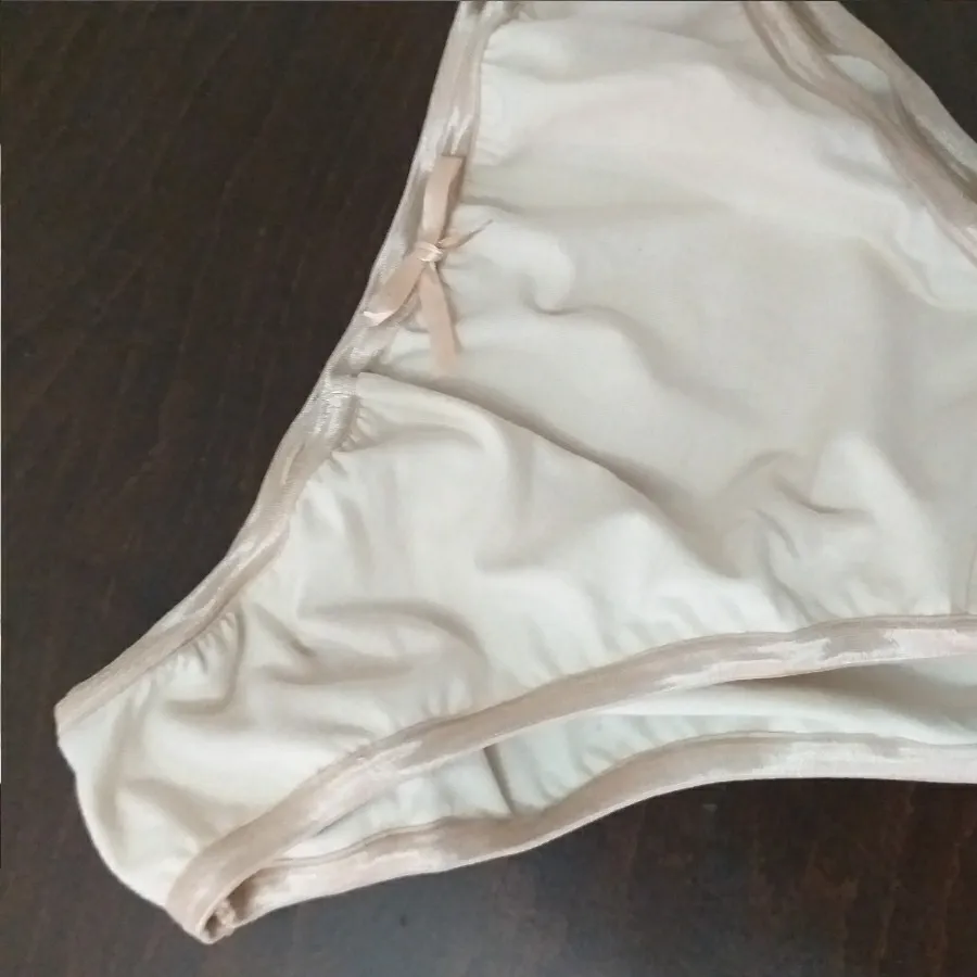 شورت نخی کرم