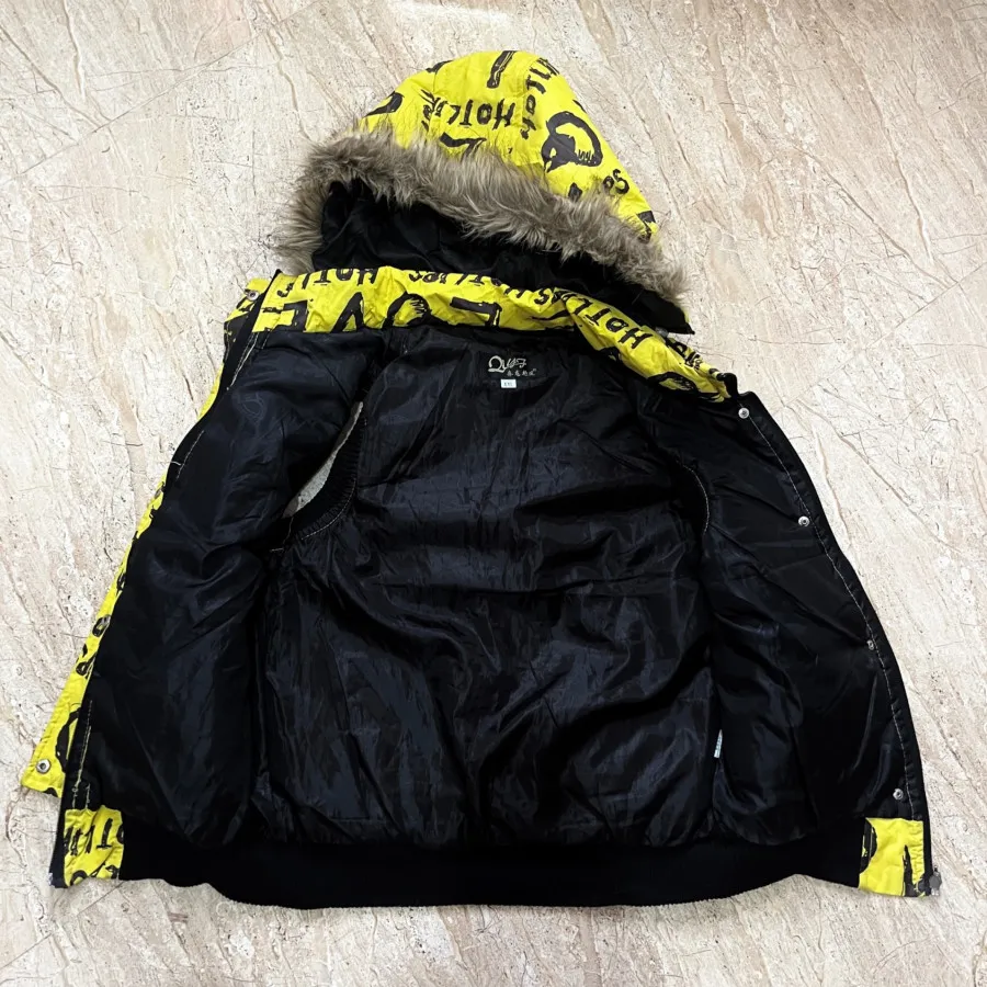 وست دخترانه لاو