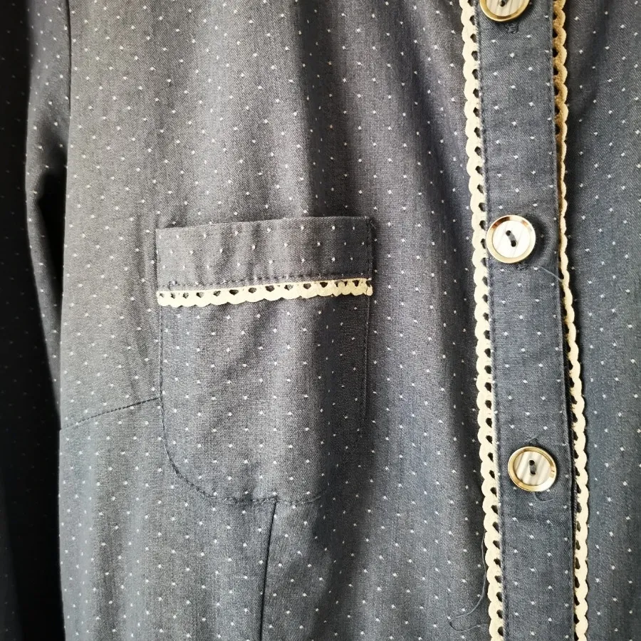 مانتو خال خالی