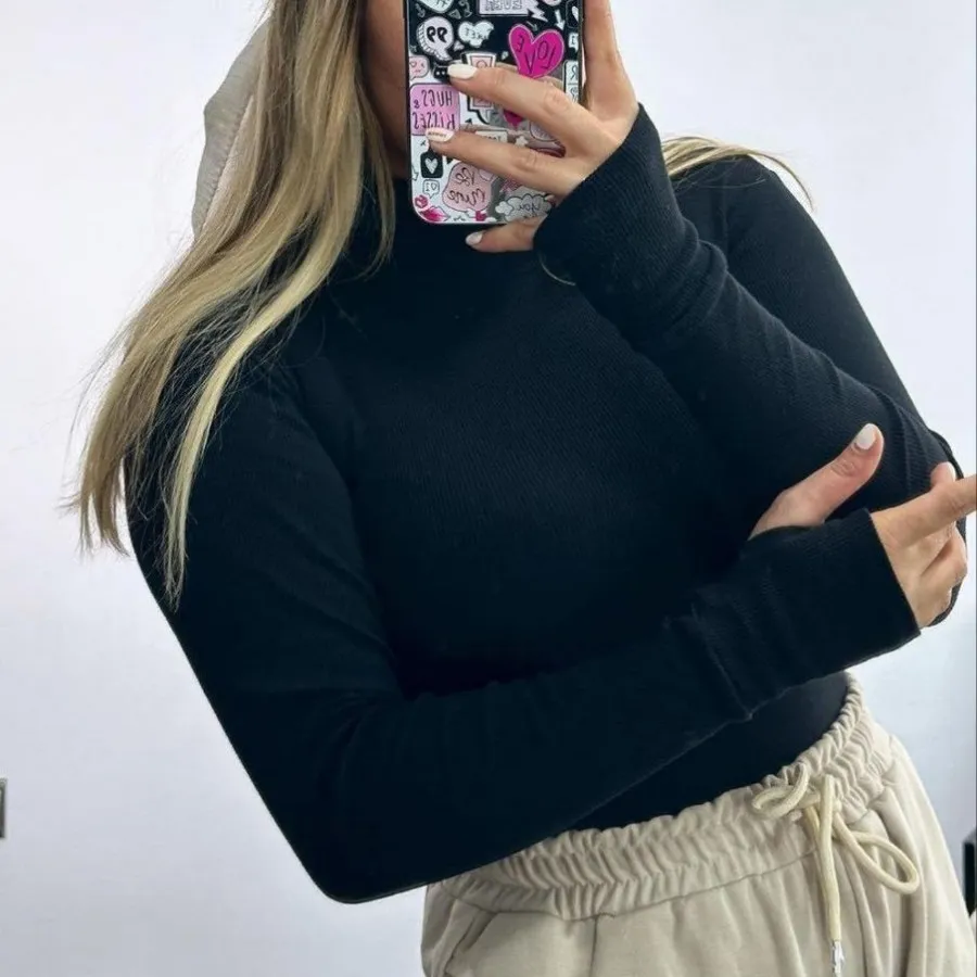 بادی اسپرت یقه اسکی