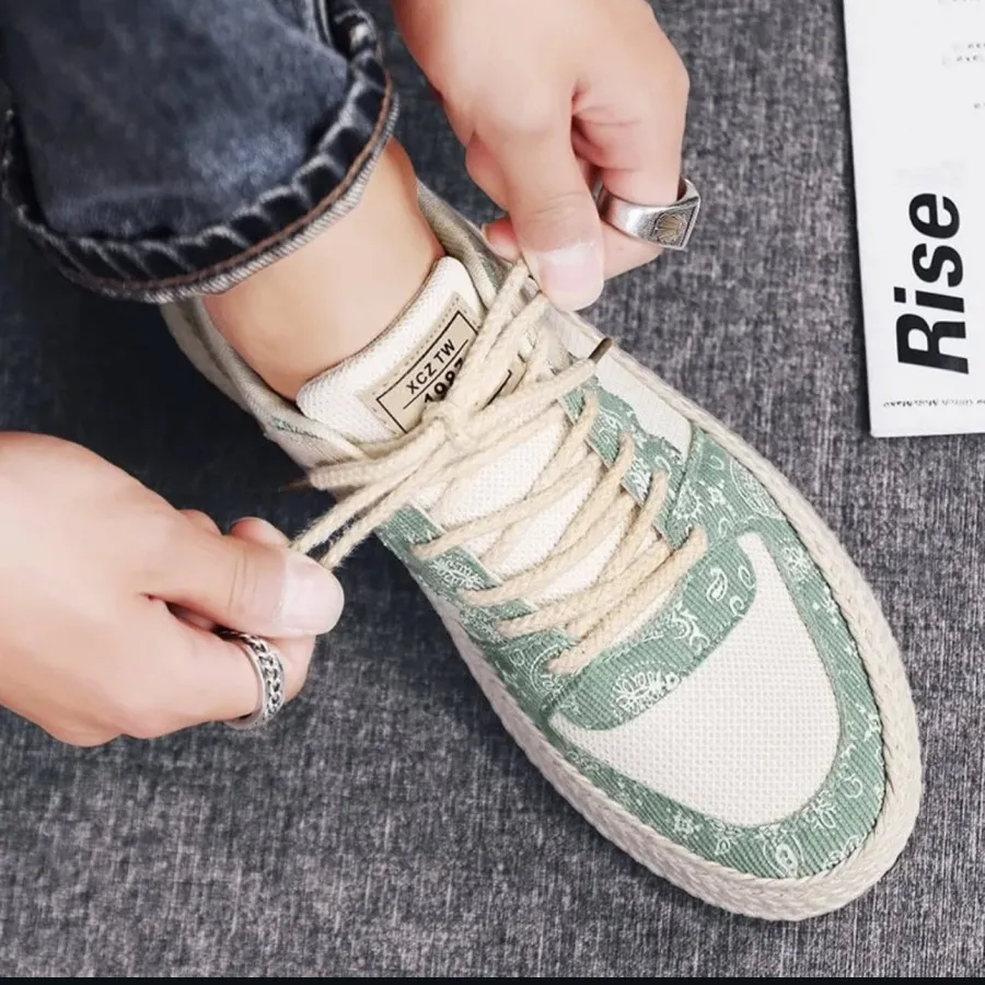 کتونی کلاسیک مردانه