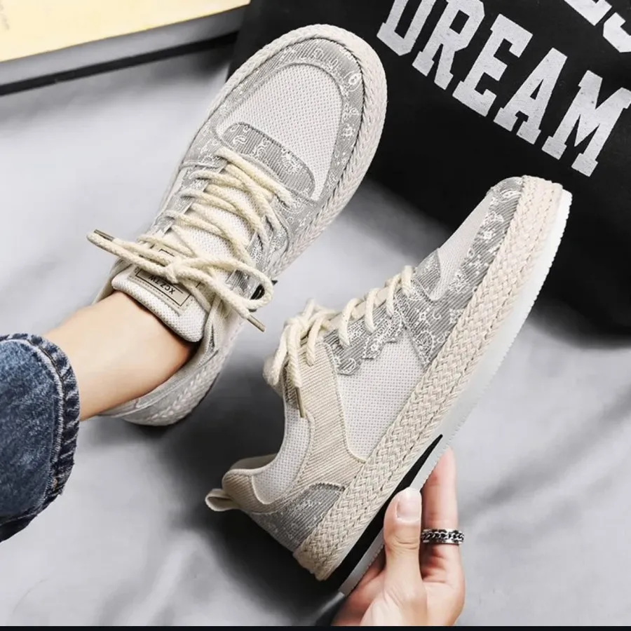 کتونی کلاسیک مردانه