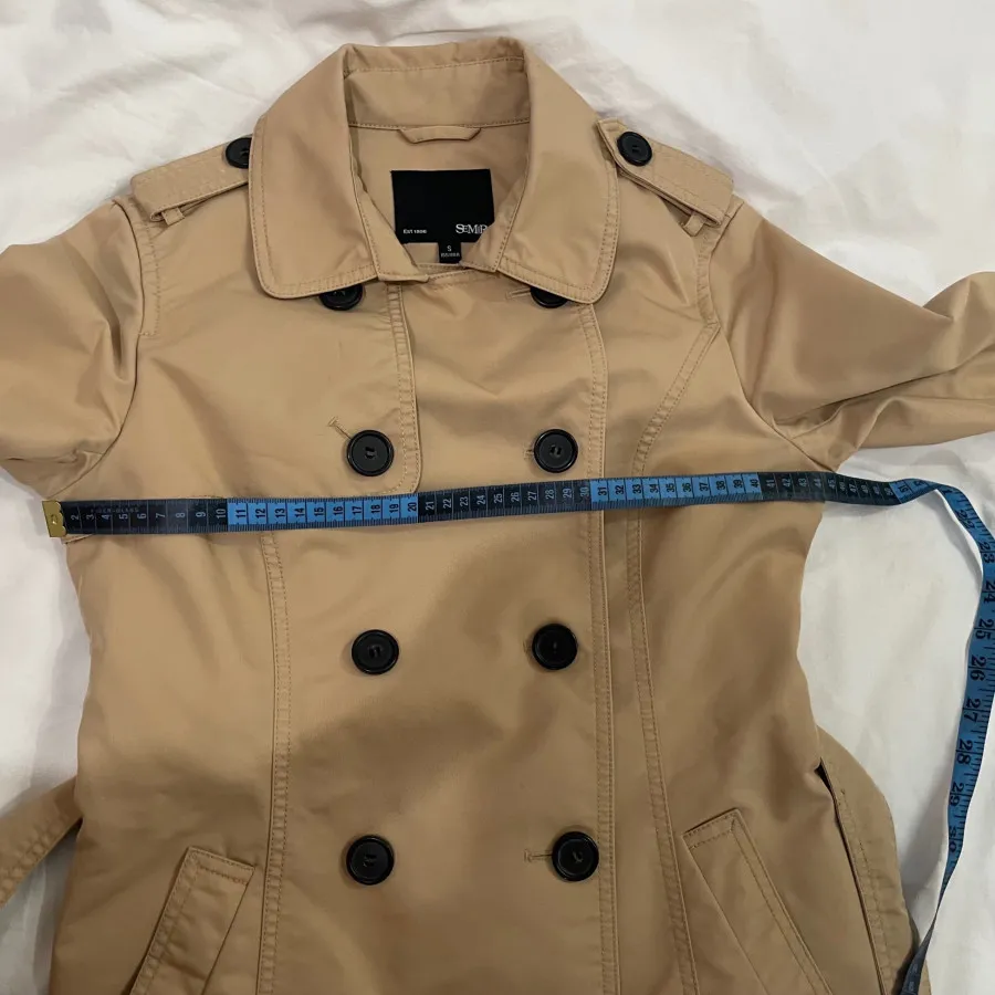 مانتو بارونی ترنج کت شیک