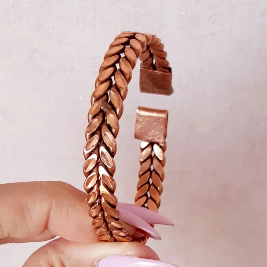 دست بند و انگشتر