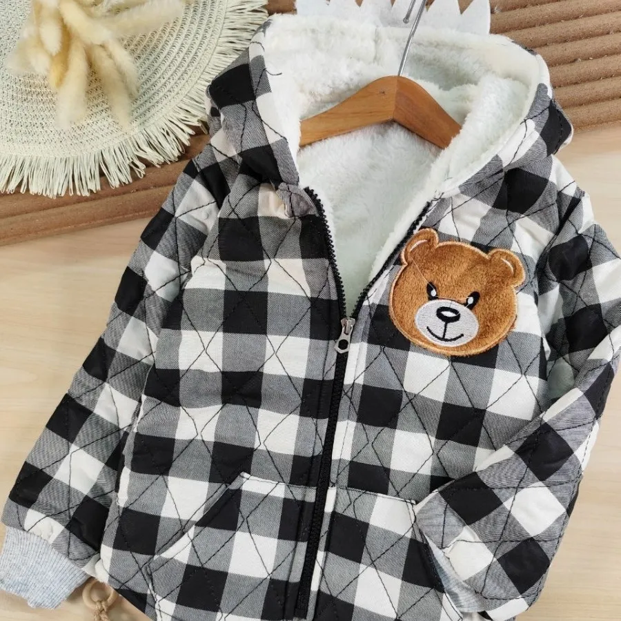 کاپشن چهارخونه  toy