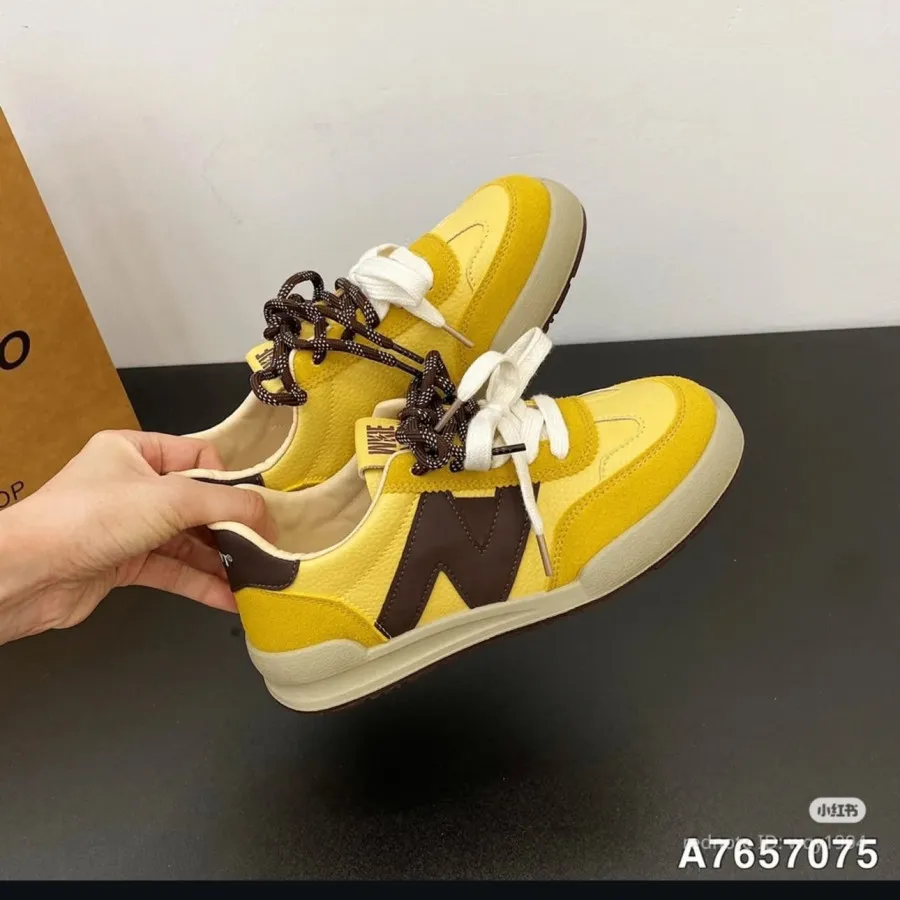 کتونی وارداتی