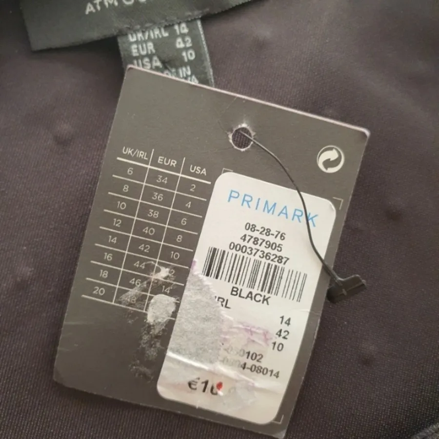 پیراهن تنگ و کوتاه مشکی