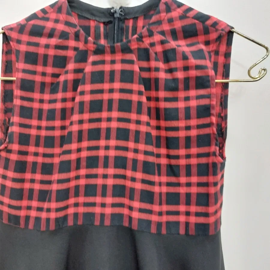 پیراهن دخترانه