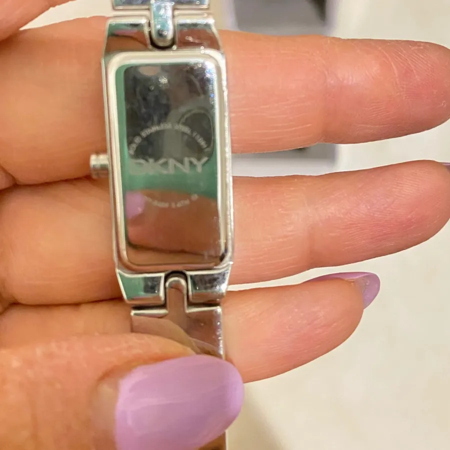 ساعت مچی زنانه DKNY