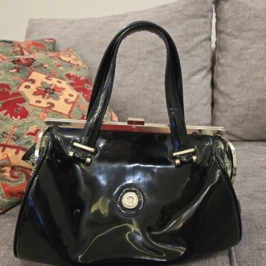 کیف ورنی با طرح خاص