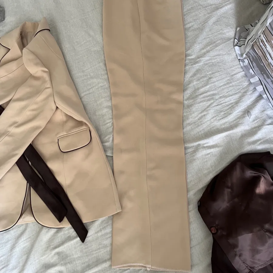 ست کت شلوار زنانه