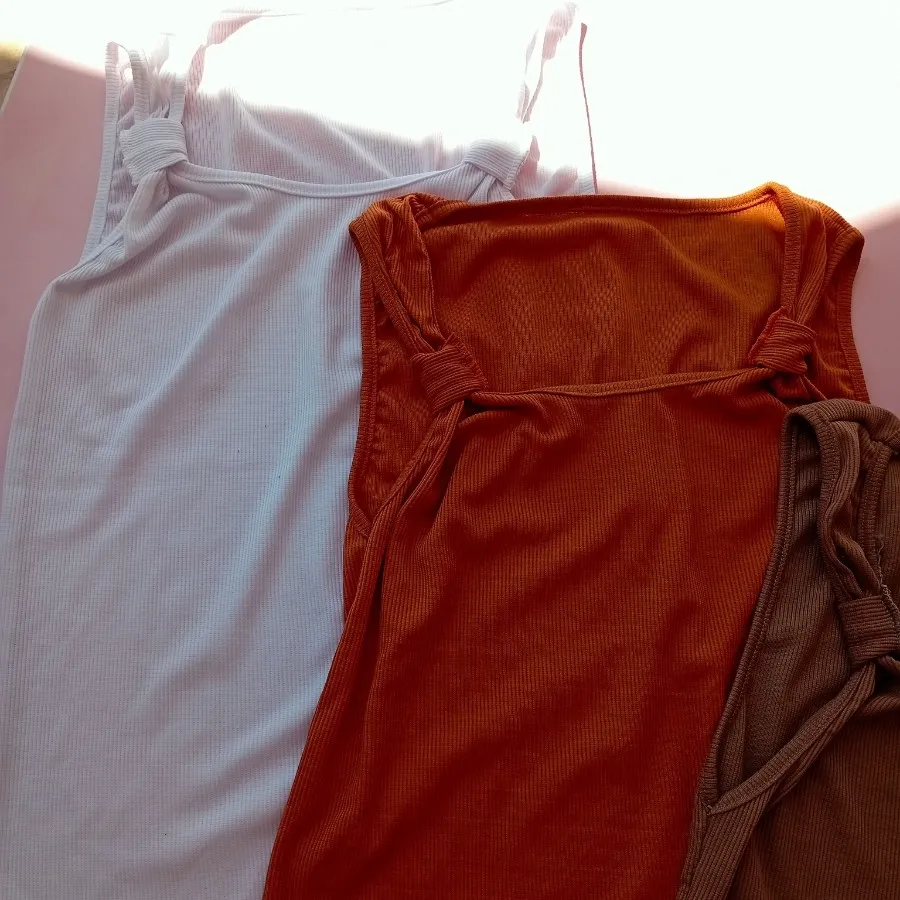 تاپ سرشانه پاپیونی