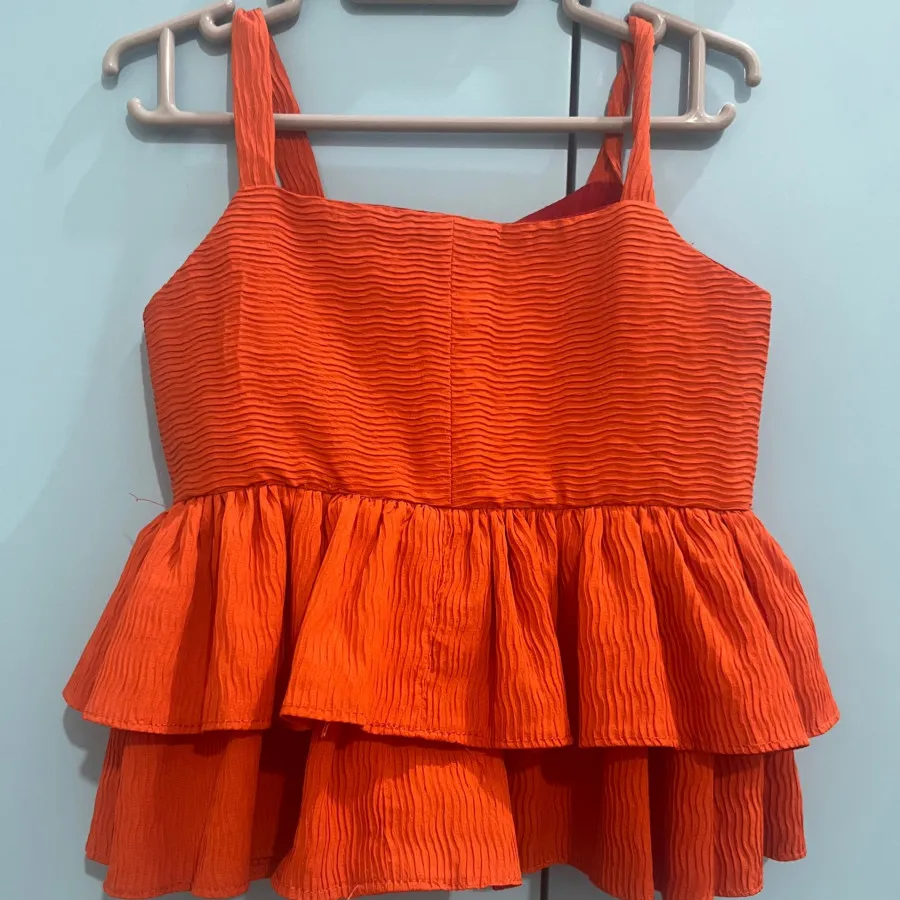 پیراهن دخترانه