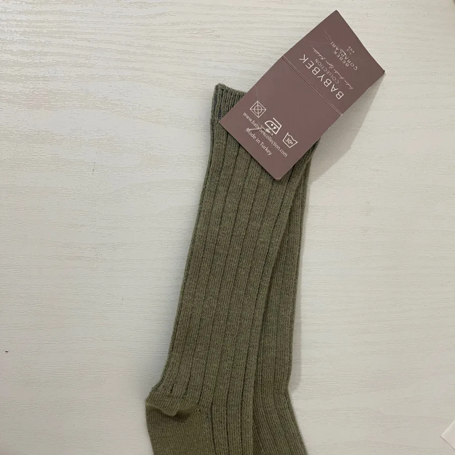 جوراب بچگانه