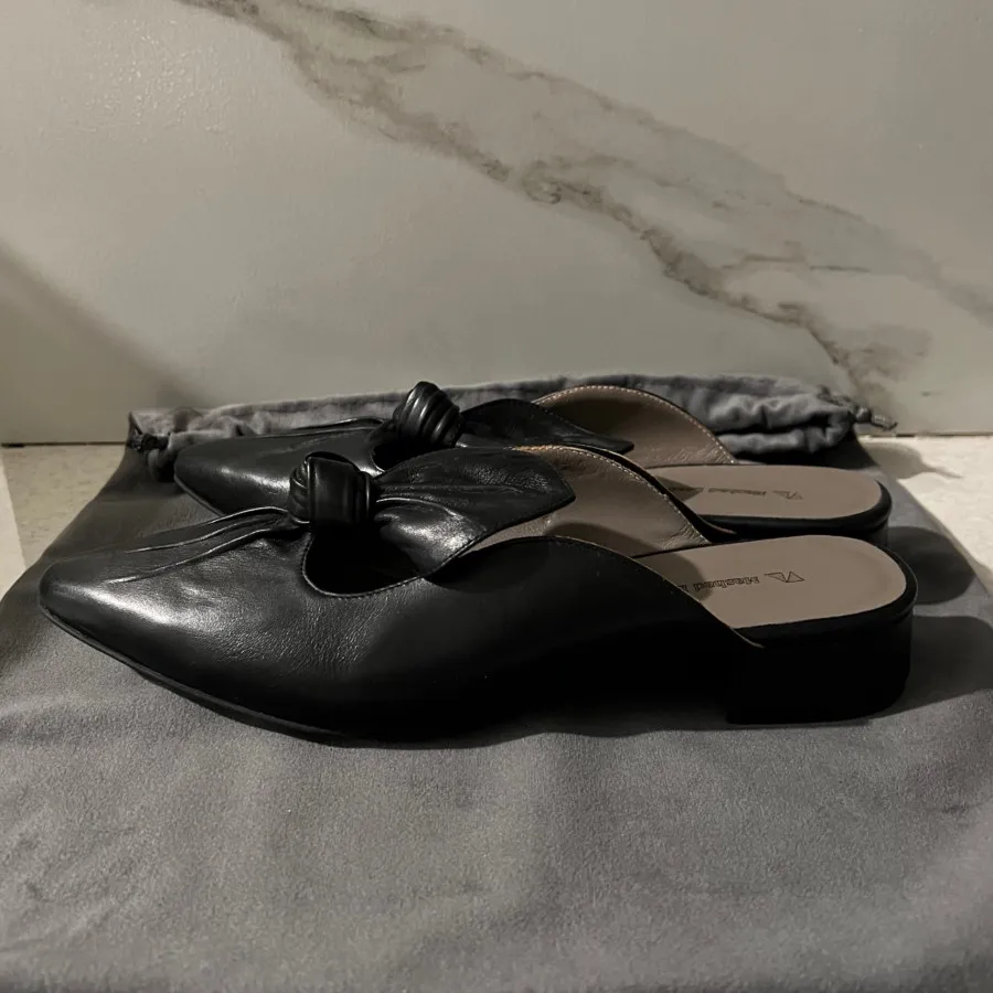 صندل چرم مشهد