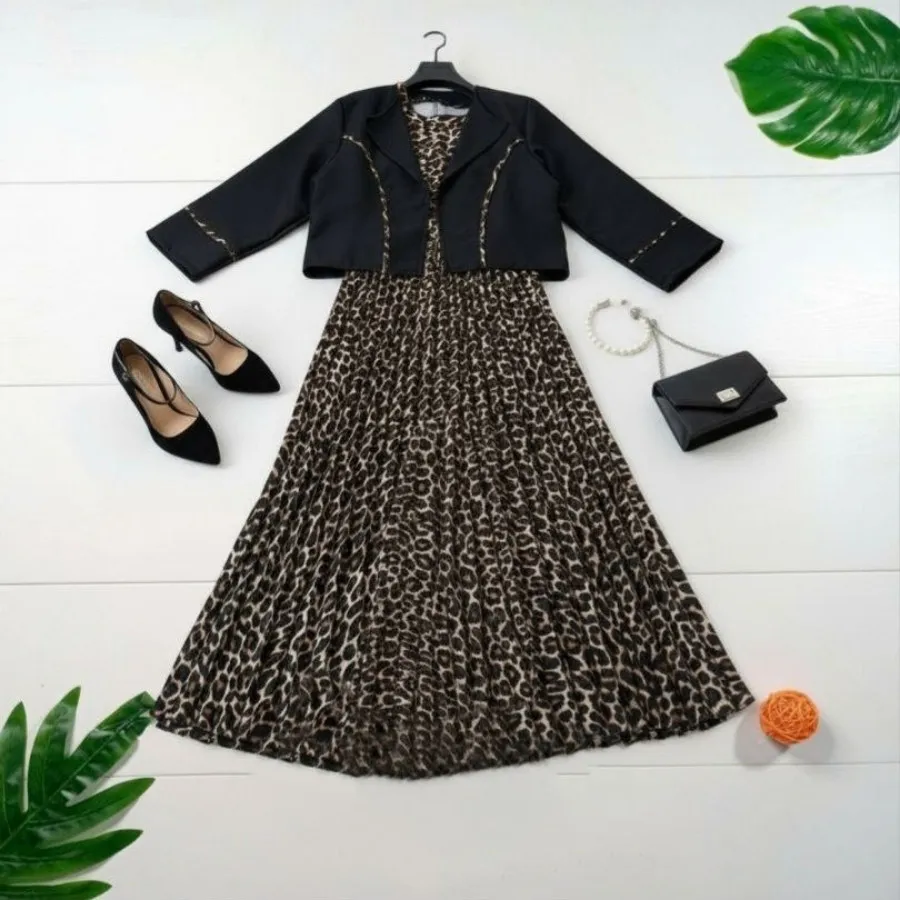 کت و سارافون