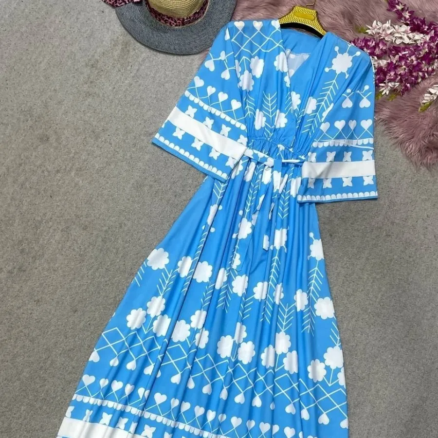 پیراهن ساحلی