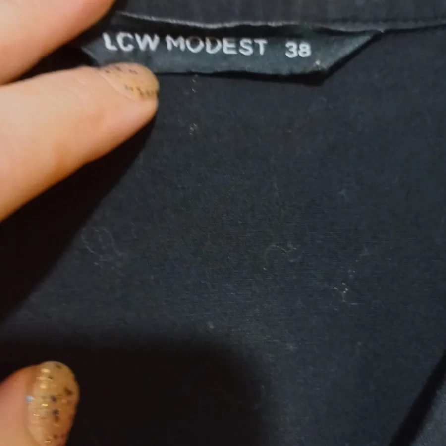 شومیز کتان ال سی وایکیکی