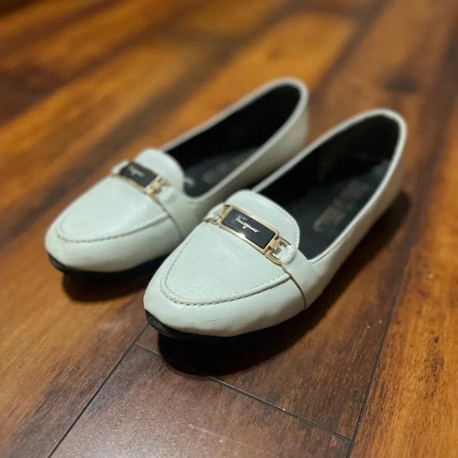 کفش کالج سفید