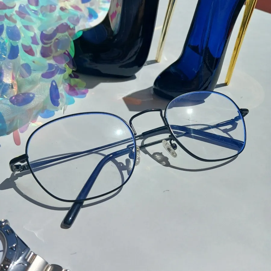 فریم عینک طبی فلزی